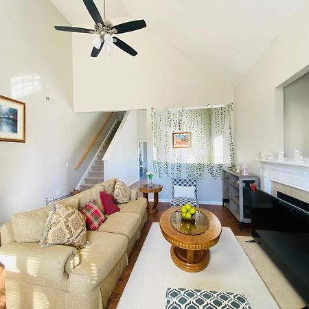 Spacious Room With Shared Bathroom Raleigh Esterno foto